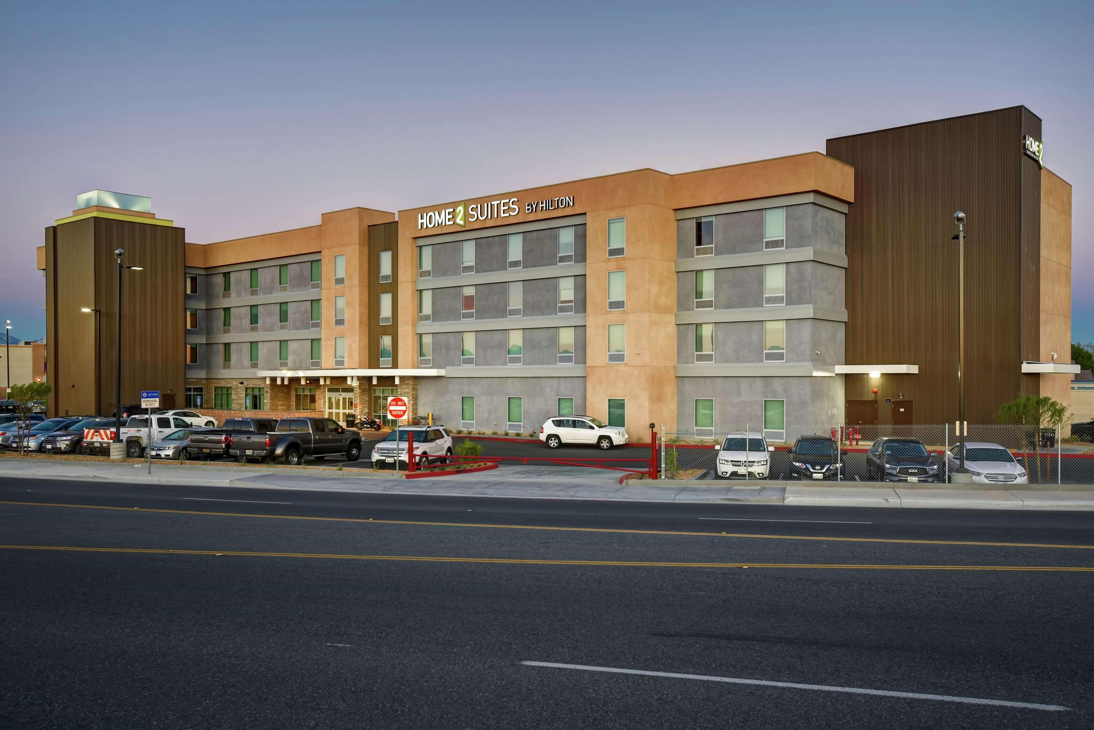 Home2 Suites By Hilton Victorville Eksteriør bilde