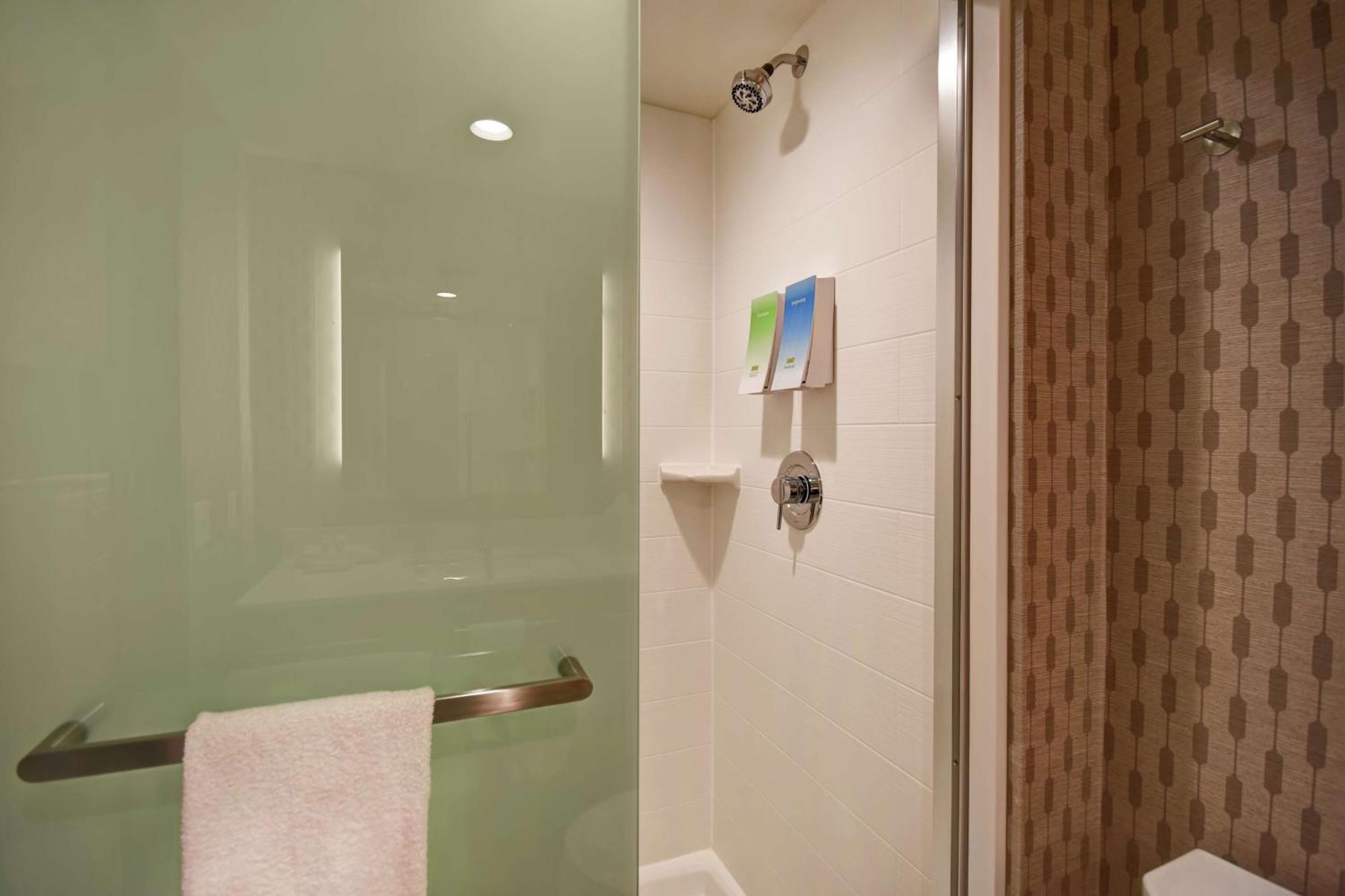 Home2 Suites By Hilton Victorville Eksteriør bilde